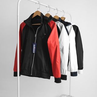 Áo khoác nam.  Vải xịn hàng chuẩn, nón rời  chất dầy mịn, logo cực nét.