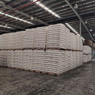 Hạt nhựa nguyên sinh LDPE chuyên dụng thổi túi xốp hơi màng bóng khí sỉ tận gốc Xốp Nổ Á Châu