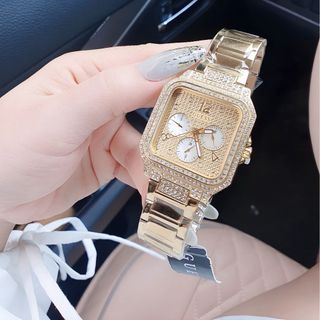 ĐỒNG HỒ NỮ CAO CẤP GUECS CHRONOGRAPH MẶT VUÔNG FULL ĐÁ GOLD VÀ SILVER