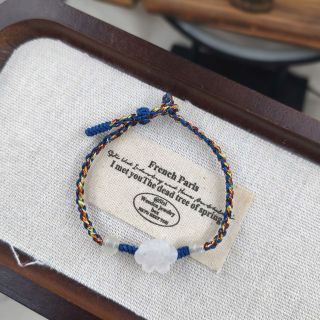 Vòng tay dây tết ngũ sắc mix Đồng Điếu, Charm Sen nhựa nhiều màu. Vòng tay Phong Thủy bán đủ size, đủ màu