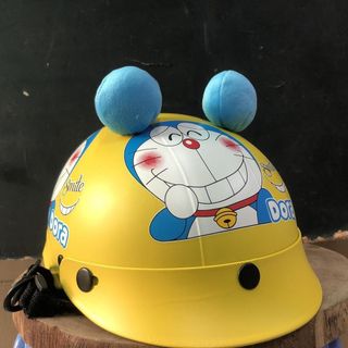 Mũ bảo hiểm có kính và không kính hình Doraemon có tai đáng yêu & dễ thương cho bé từ 4 đến 8 tuổi