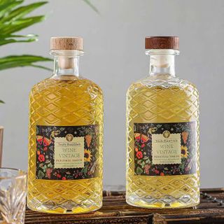 Chai thủy tinh đựng rượu trái dứa nắp gỗ 500ml