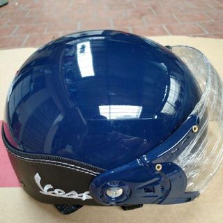 Mũ bảo hiểm Vespa kèm kính, dành cho nam và nữ, có móc treo tường. Cửa hàng chuyên bán sỉ và lẻ.