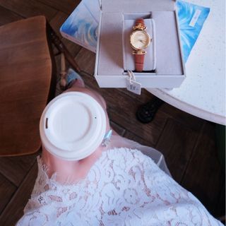 ĐỒNG HỒ NỮ CAO CẤP VIVIENNE DÂY DA MẶT TRÒN ĐÍNH LOGO NỔI MINI FULLBOX