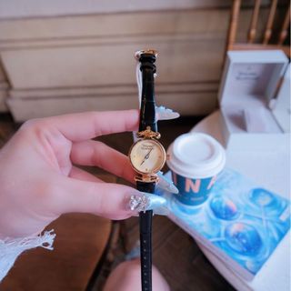 ĐỒNG HỒ NỮ CAO CẤP VIVIENNE DÂY DA MẶT TRÒN ĐÍNH LOGO NỔI MINI FULLBOX