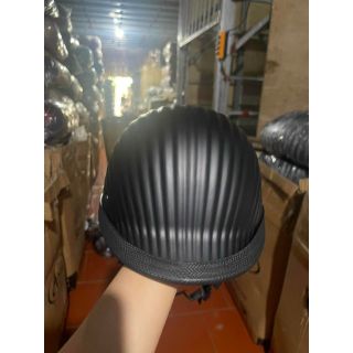 Half-Head Helmet Clamshell Style - Clamshell Style Half-Head Helmet
