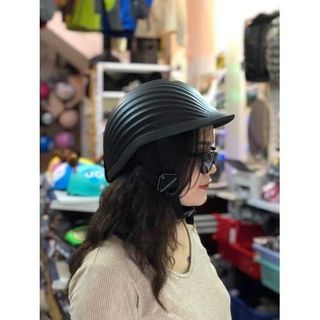 Half-Head Helmet Clamshell Style - Clamshell Style Half-Head Helmet