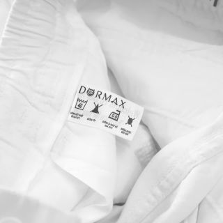 Quần short nam.  Chất liệu kaki cotton cao cấp: Vải đứng form, dày vừa, mềm tay, thoáng mát .