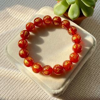 Vòng đá Mã Não Đỏ khắc chú Om Mani Padme Hum – Hợp mệnh Hỏa & Thổ | Sỉ từ 5 cái