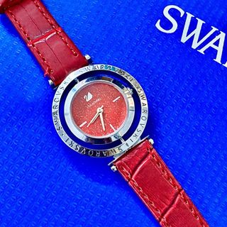 ĐỒNG HỒ NỮ THỜI TRANG SWAROSK MẶT XOAY