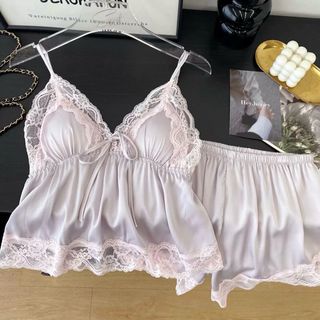 Bộ đồ ngủ phối ren