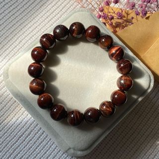 Vòng đá Mắt Hổ Đỏ – Hợp mệnh Thổ & Hỏa | Sỉ từ 5 cái
