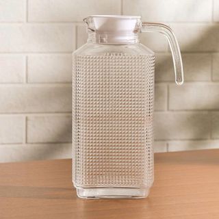 BÌNH NƯỚC THỦY TINH GLASS DELI 1600ml CÓ TAY CẦM (T12)