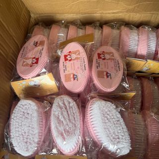 bàn chải hồng 8.2k