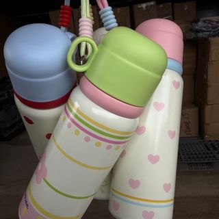 bình inox 600ml 65k 1/c thùng 50 mix màu