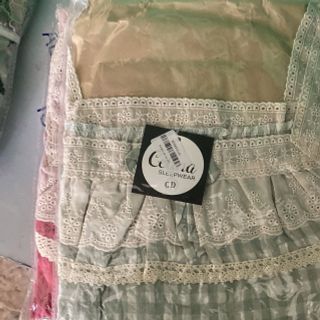 BỘ ĐŨI KẺ PHỐI REN CELINA (8428)