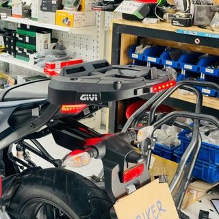 BAGA XE MÁY Cảng Givi Mv SRV hrv HRX Zr SRV Srx Baga các dòng xe nhập khẩu và gia công SBIKER