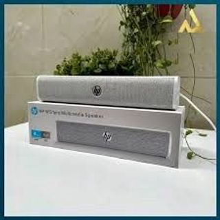 Loa Bluetooth HP WS1 Pro với thiết kế thanh ngang màu trắng có lưới vải màu xám bao phủ phía trước.