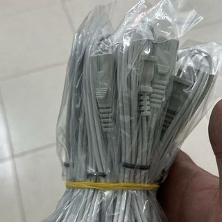 Cáp nguồn số 8