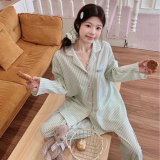 Set Bộ Ngủ Sọc Kẻ