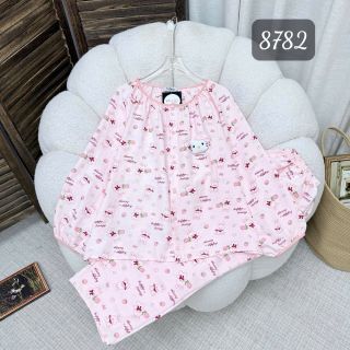 BỘ ĐŨI CELINA CHẠY VIỀN PHỐI CHARM (8782)