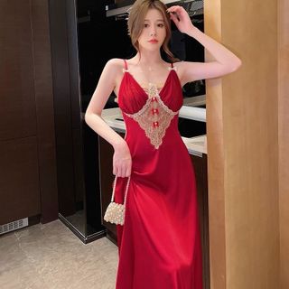 Set Choàng Lụa Ngủ Phối Ren Trắng Tinh Tế