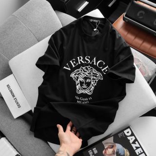 Mẫu áo thun VERSACE đang hot.