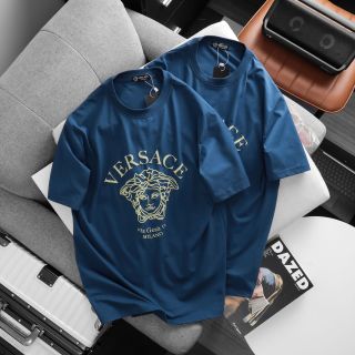 Mẫu áo thun VERSACE đang hot.