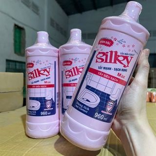Tẩy Toilet Silky Full Vat