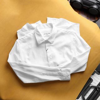 Sơ mi tay dài nam.Chất linen vải nhập, full tem tag phụ kiện hãng , fom chuẩn âu.
