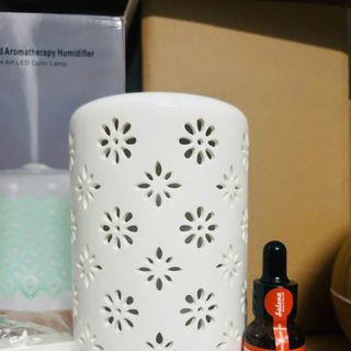 Máy Khuếch Tán Tinh Dầu Hoa Trắng - Thiết Bị Xông Thơm Nhà Cửa