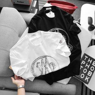 T-SHIRT MONCLER NAM.  Chất liệu cotton 4 chiều, co giãn mềm mịn.