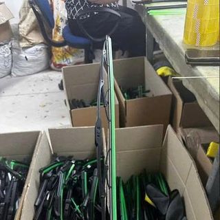 Gạt mưa xương sắt, Gía Rẻ, Nhập Hàng Sỉ