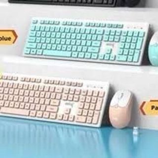 combo bàn phím và chuột không dây từ thương hiệu Deiog, model V68, với thiết kế phối màu trắng và hồng.
