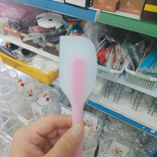 CÂY VÉT BỘT SILICON 28CM