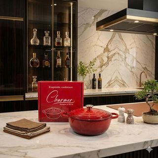 NỒI GANG TRÁNG MEN CHARMER MÀU ĐỎ 26CM CAO CẤP – DUNG TÍCH 4.3L | GIỮ NHIỆT TỐT | DÙNG ĐƯỢC BẾP TỪ, BẾP ĐIỆN