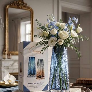 Bình Hoa Thủy Tinh Vân Nổi Charmer Màu Xanh Sapphire – Bình Hoa Thủy Tinh Soda-lime Cao Cấp, Sang Trọng