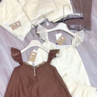 BỘ ĐÙI VOAN TAY CÁNH TIÊN