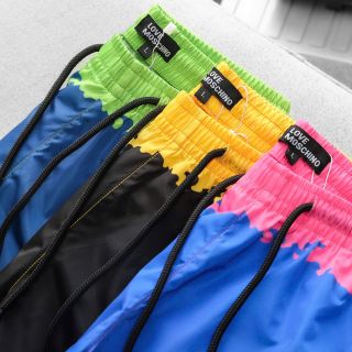 Short Biển Moschino Bigsize nam.  Chất vải dù Xuất khẩu Cao cấp.