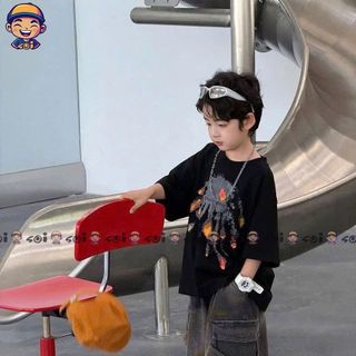 Set áo cotton đen mix quần Jean đen túi hộp cho bé trai Soikid344