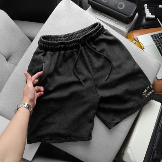Short wash Ess.  Chất vải cotton 100% xịn mịn mát.