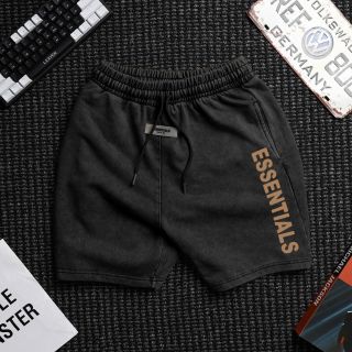 Short Wash Ess  nam. Thiết kế basic với bộ màu nam tính.