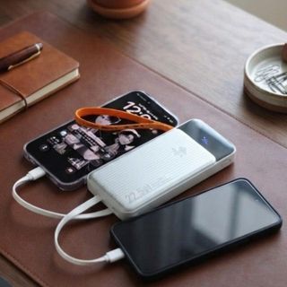 PIN DỰ PHÒNG HIỆU TAHADA T-302 DUNG LƯỢNG 30000mAh Kèm Dây Sạc Nhanh 22.5w