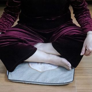 SKG660 - Thảm ngồi ngải cứu Seka