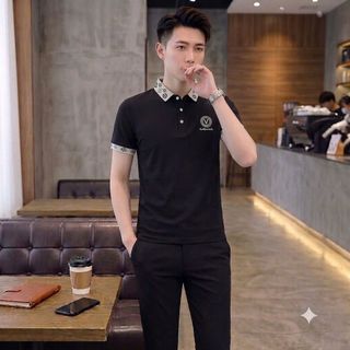 áo đen thêu v