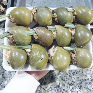 Ốc bươu đen nhồi thịt