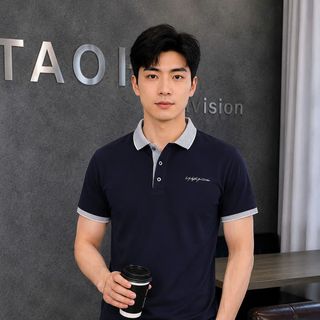 áo xanh đen thêu chữ ký