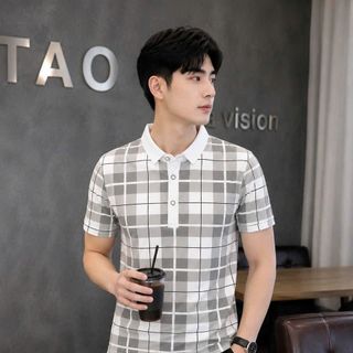 áo trắng in toàn thân trước