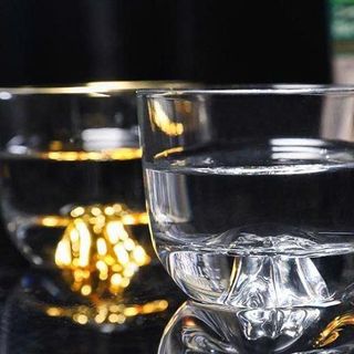 BỘ 6 LY THUỶ TINH UỐNG TRÀ ĐẾ NÚI 100ml LXY1517 (T16)