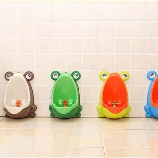 BÔ VỆ SINH HÌNH ẾCH CHO BÉ TRAI (T32)